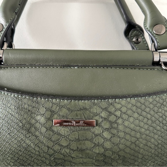 Simply Noelle Green Snakeskin Suede Purse NWOT Convertible Crossbody Strap - Picture 3 of 13